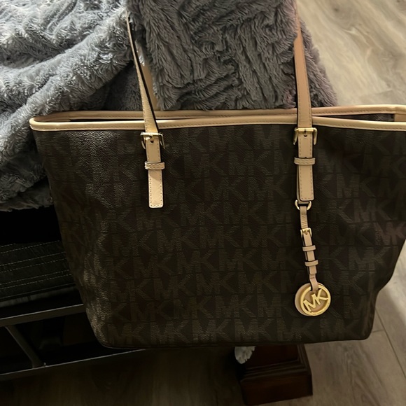 MK Jet set Purse